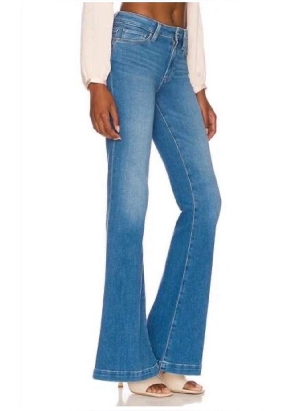 Paige Genevieve High Rise Flare Jeans in Golden Years Wash. Size 29